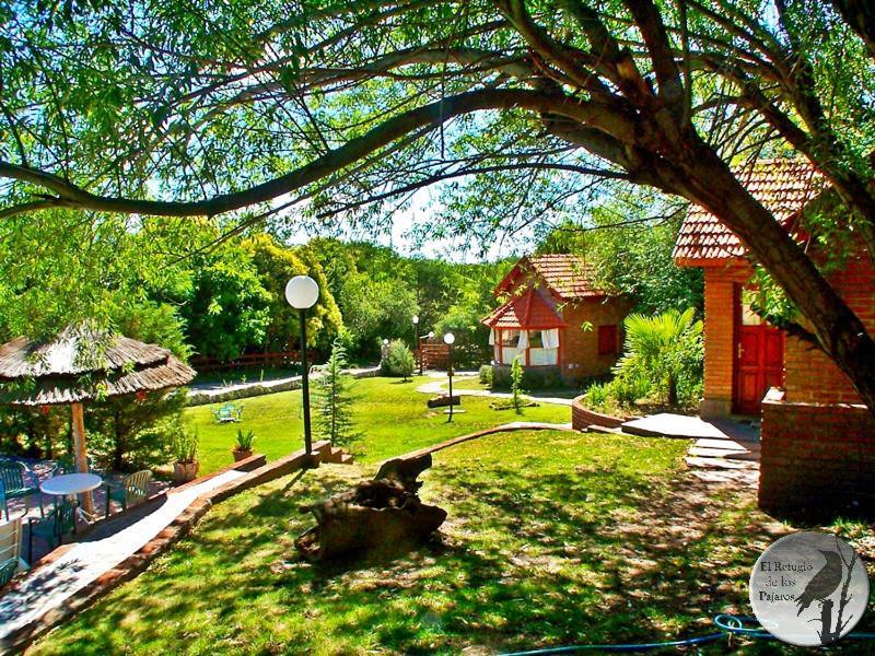 Cabanas El Refugio De Los Pajaros Merlo Exterior foto